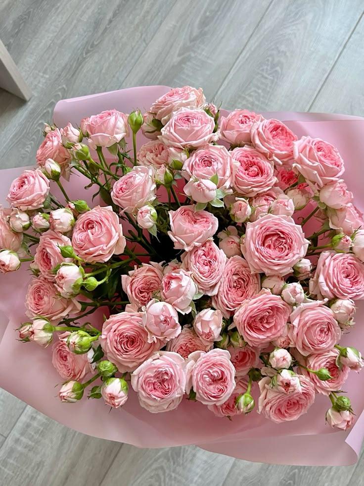 Garden Rendezvous Romantic Blooms